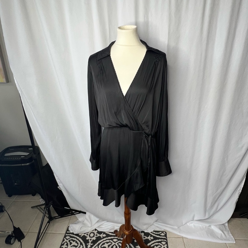 🖤 PAIGE Black Satin Wrap Dress | Size L 🖤